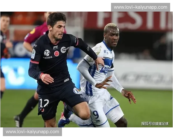 绿茵风暴的宿命交响:当奎维利鲁昂遇上南锡,谁才是法兰西深处的战术之王?